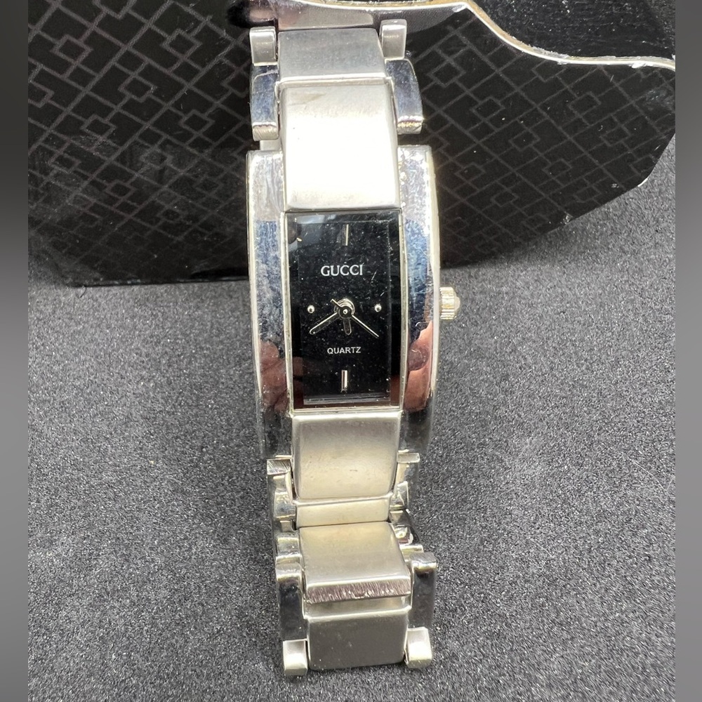 Gucci Link Watch